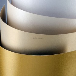 Papier ozdobny (wizytówkowy) Galeria Papieru iceland diamentowa biel A4 - biały 220 g (200604)