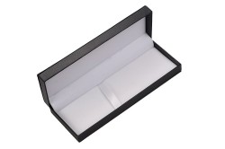 Etui na pióra Titanum czarne [mm:] 175x62x 28 (T42)