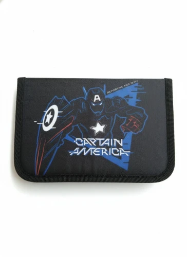 Piórnik avengers Paso (AV26KK-P001BW)