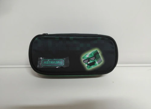 Piórnik Astrabag Pixel Hero Astra (503026039)