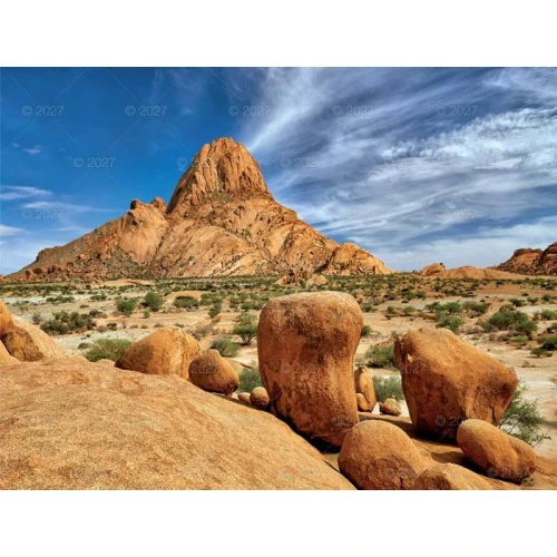 Kalendarz ścienny PODRÓŻE PO KONTYNENTACH 13-planszowe 320mm x 470mm Lucrum (RW11)